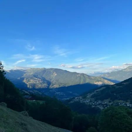 De 4 Avec Jardin Amenage A Valmorel A 7 Km Des Pistes Chalet Les Avanchers